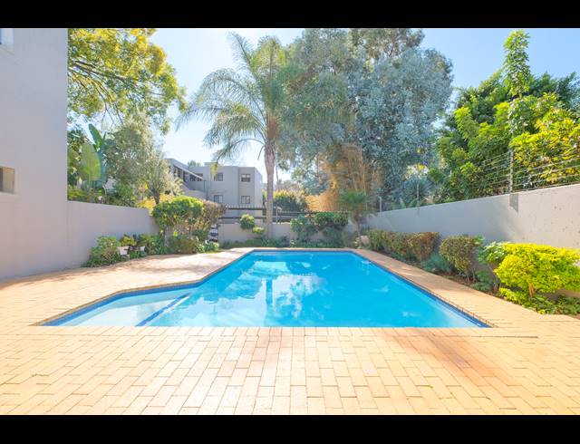 2 BEDROOM APARTMENT TO LET IN MELROSE NORTH